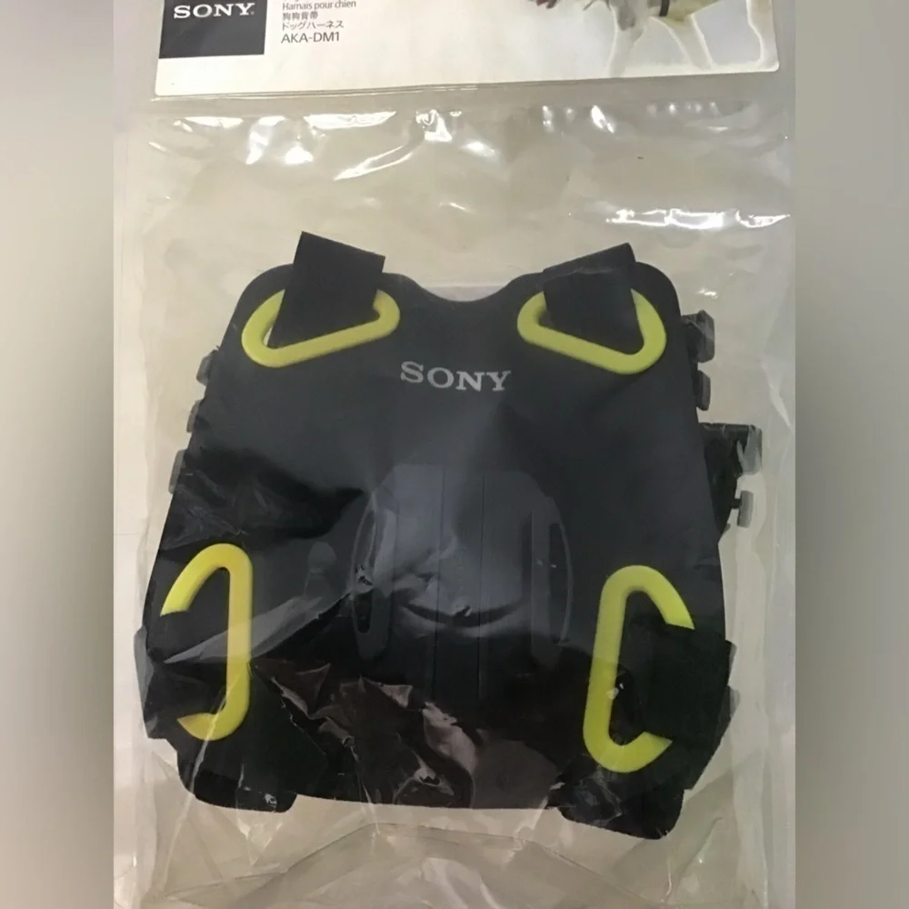 Sony AKA-DM1 Action Cam Dog Harness Pet Camera Mount New Sealed - Picture 2 of 3